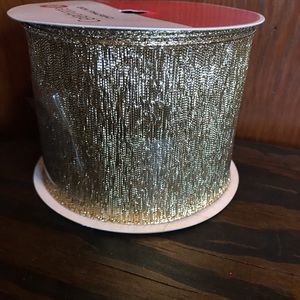 2 - Golden wired ribbon